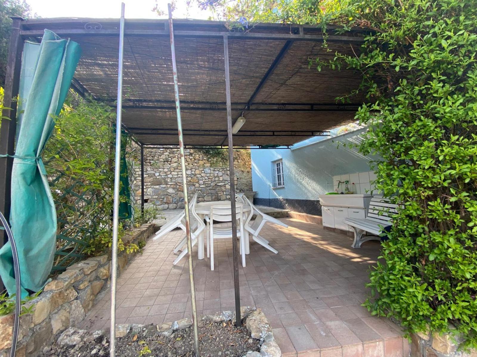 Casa Elvira Villa อิมเปรีอา ภายนอก รูปภาพ